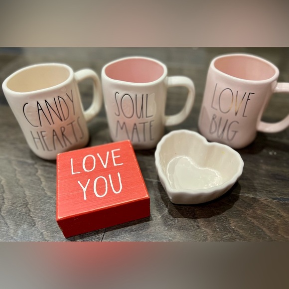 RAE DUNN Valentine’s Day Coffee Mug Lot - Picture 1 of 11